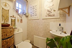 Photo 14- click for photo gallery